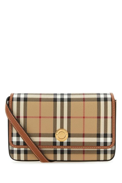 portafoglio burberry falso|true burberry bag.